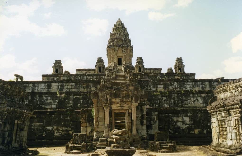Bakong Temples in Angkor Siem Reap