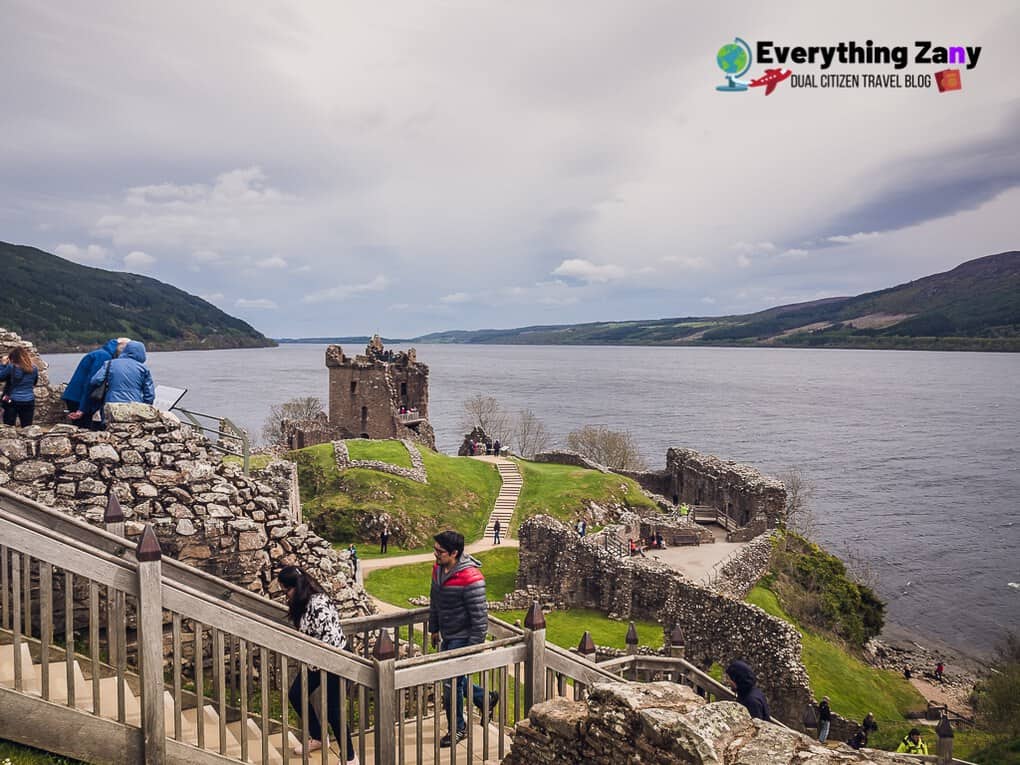 Cruise excursion in Loch Ness and Urquhart Castle