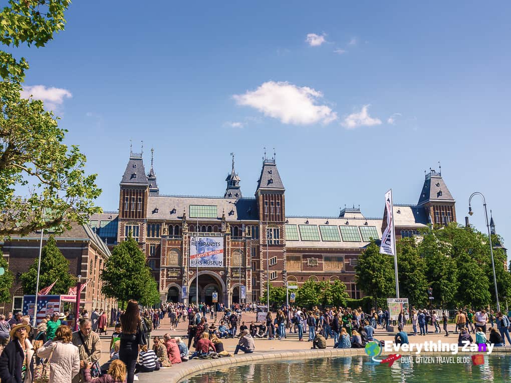 Museumplein in Amsterdam