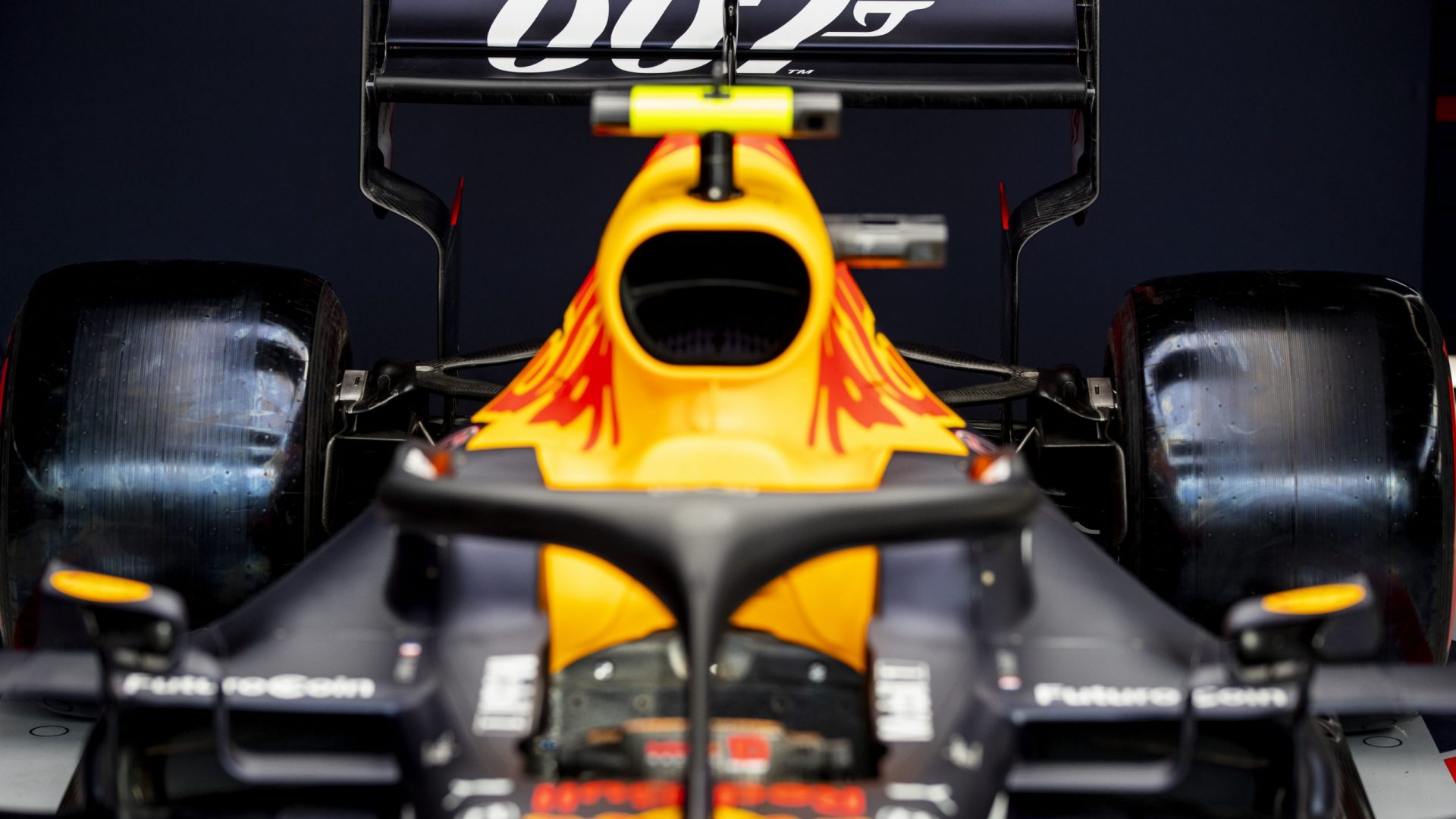 f1chronicle-ASTON_MARTIN_RED_BULL_RACING_2 f1chronicle-ASTON_MARTIN_RED_BULL_RACING_2