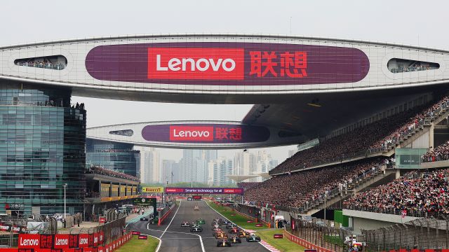 SHANGHAI, CHINA - APRIL 21: Max Verstappen of the Netherlands driving the (1) Oracle Red Bull Racing RB20 leads the field into turn one at the start during the F1 Grand Prix of China at Shanghai International Circuit on April 21, 2024 in Shanghai, China. (Photo by Lintao Zhang/Getty Images ) // Getty Images / Red Bull Content Pool // SI202404210206 // Usage for editorial use only //