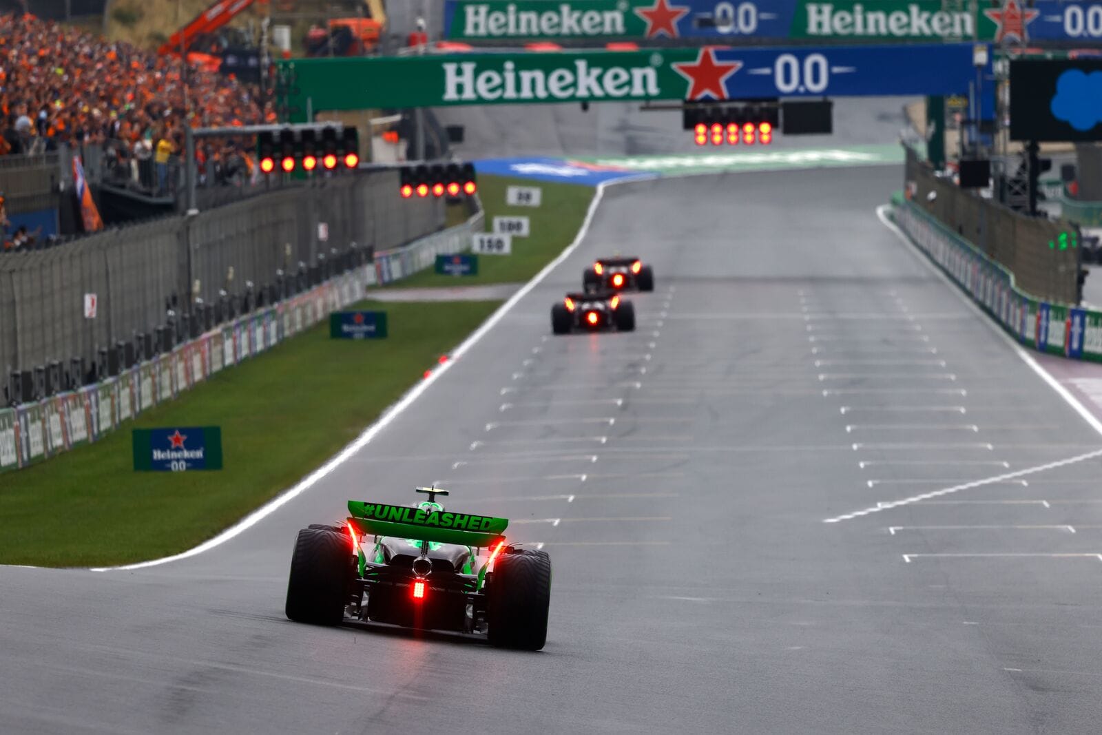 F1 Glossary: Your Comprehensive Guide To F1 Terms 10 What Is A Backmarker In F1?