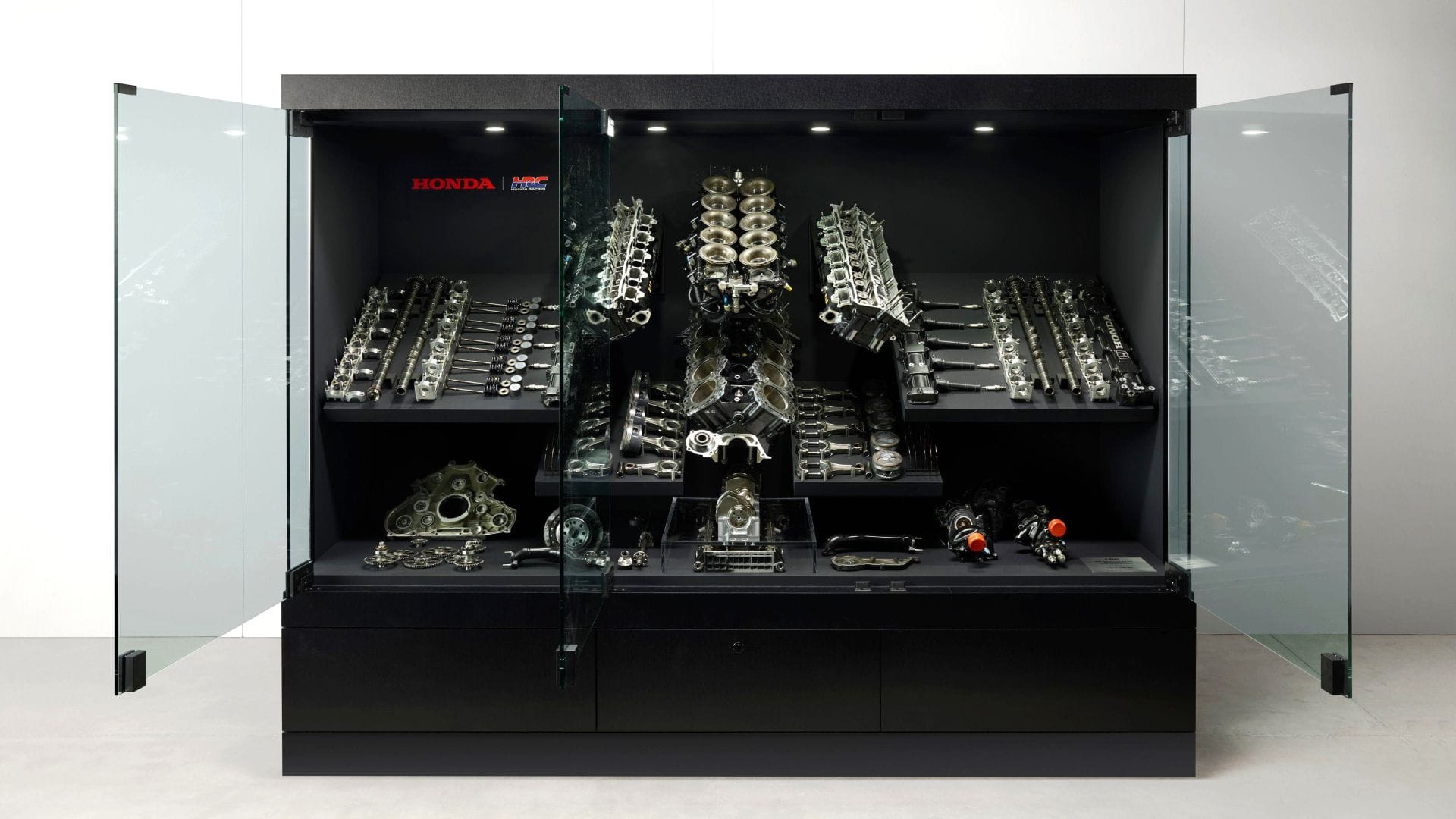 01 Senna's Last Honda V10 F1 Engine