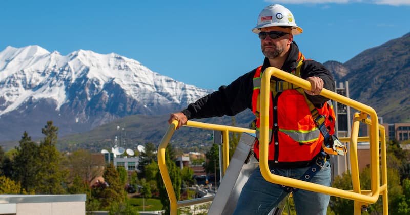 Workplace Safety Solutions for Risk Reduction & Regulatory Compliance