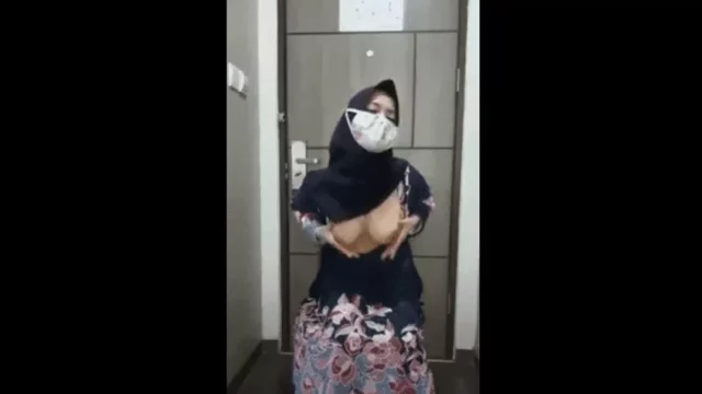 Janda Tokbrut Cantik Dijanjutin Wiwik yang Sudah Lama Tidak Genjot