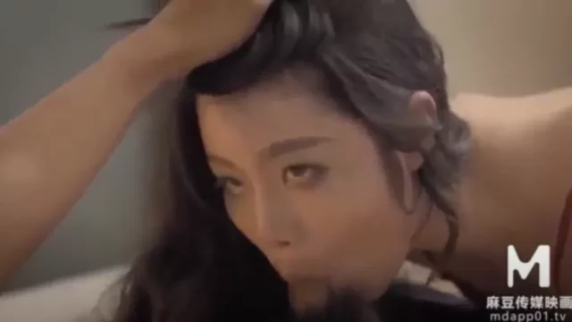 Video Tante Adriana Viral Ngelum