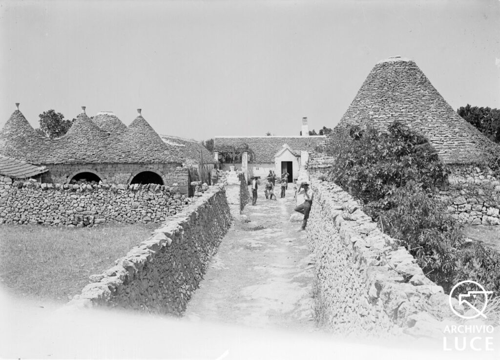 I trulli di Alberobello storia alberobello trulli