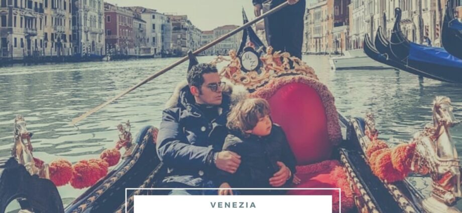 venezia gondola con bambini