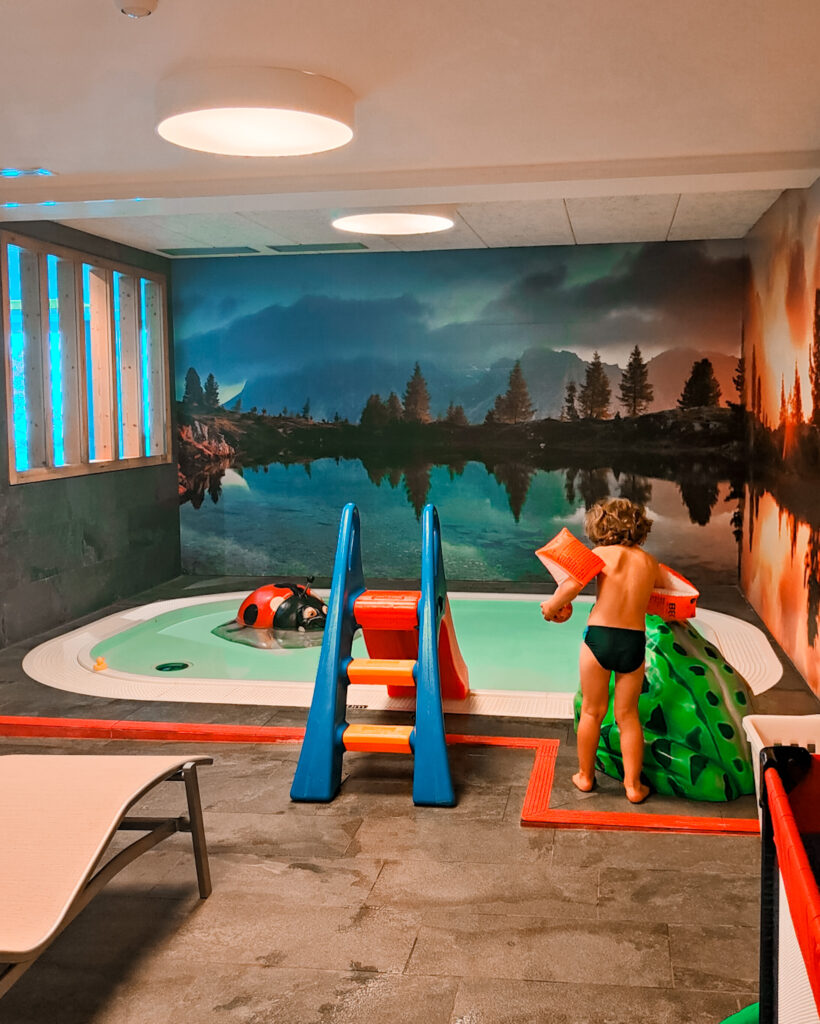 hotel con piscina riscaldata