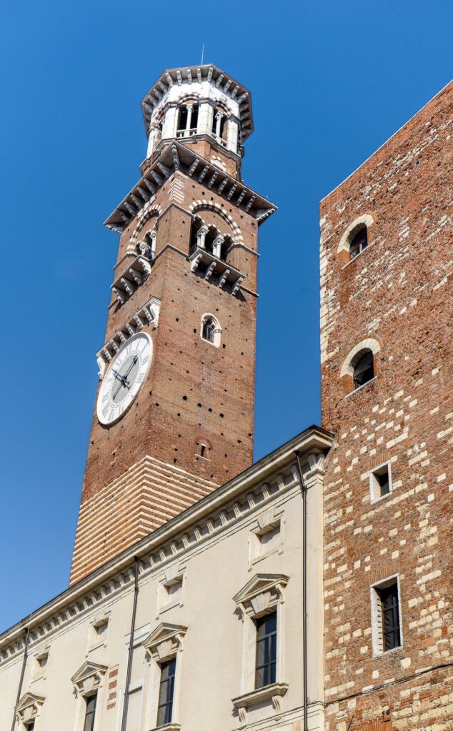 piazza delle erbe verona torre dei lamberti verona