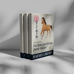 Calendario de fechas positivas para viajar 2026 con caballo ilustrado.