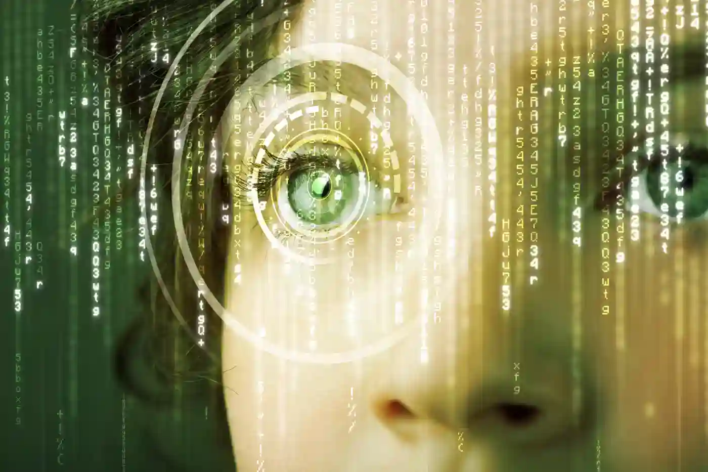 Visión futurista con rostro humano y elementos digitales de código binario.