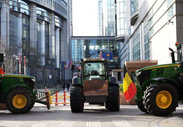 farmers-in-brussels-french-protests