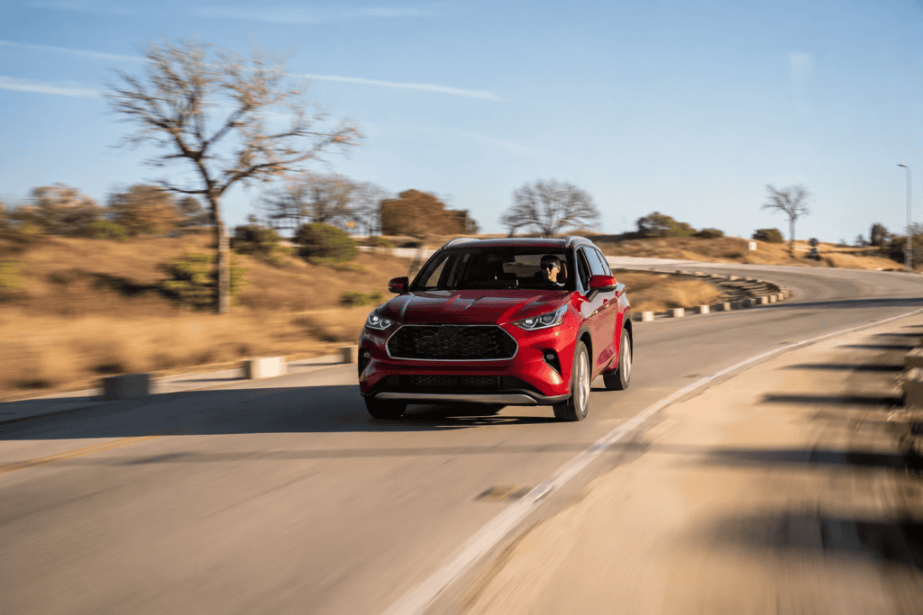 Toyota hylander Speeding through the open road