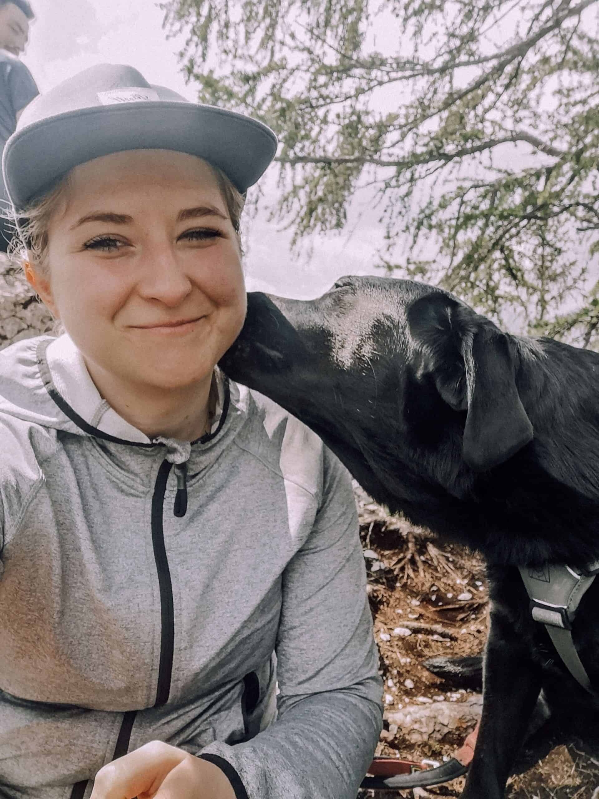 schoberstein-am-attersee-mit-hund