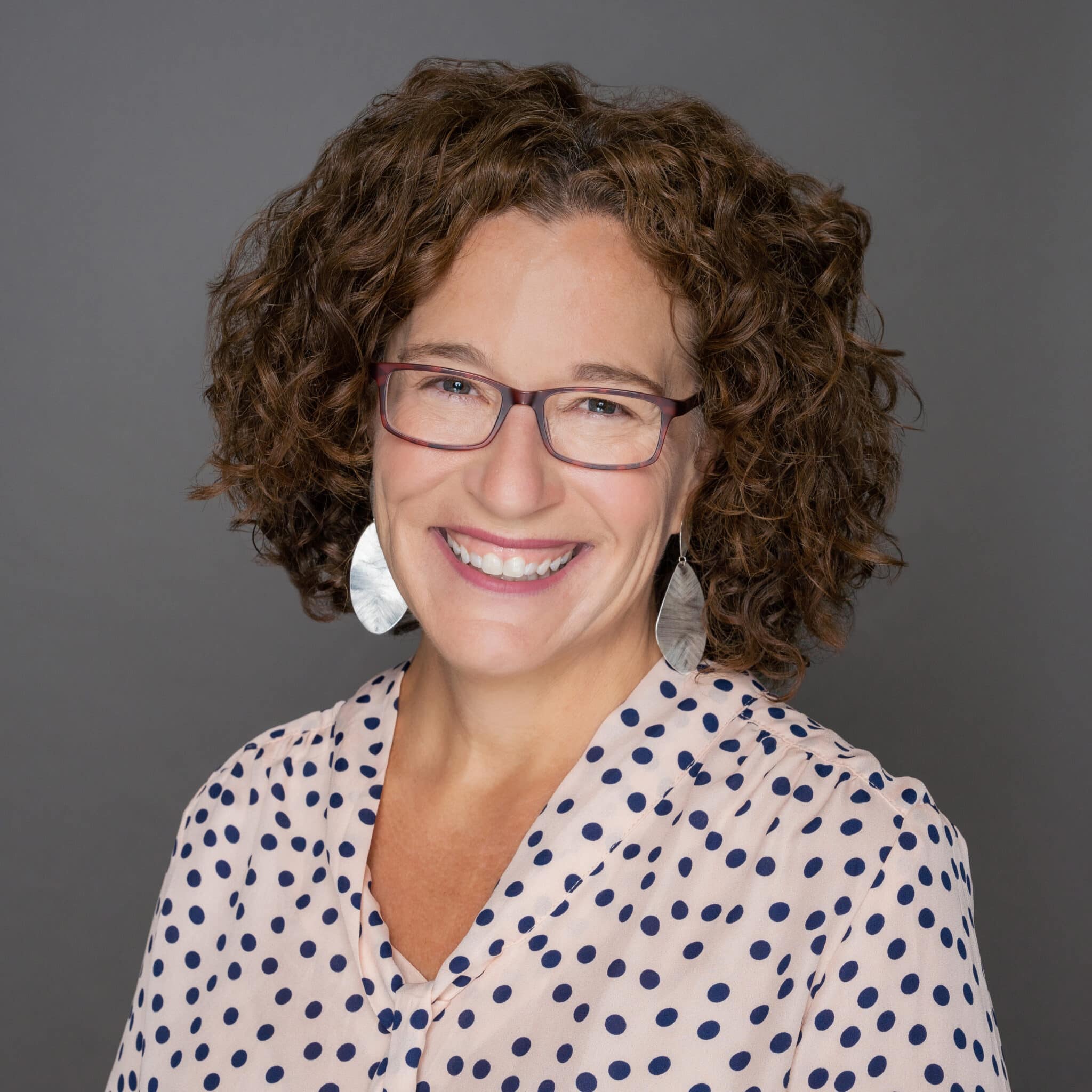 Angie Tabor headshot