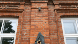 Правительство Литвы утвердило план борьбы с антисемитизмом и ксенофобией