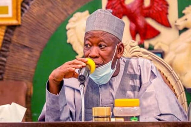 114149003 ganduje 1