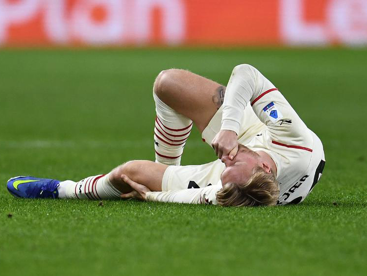 simon kjaer 1vursvz11z8nm1cnf12t7m91lx 1