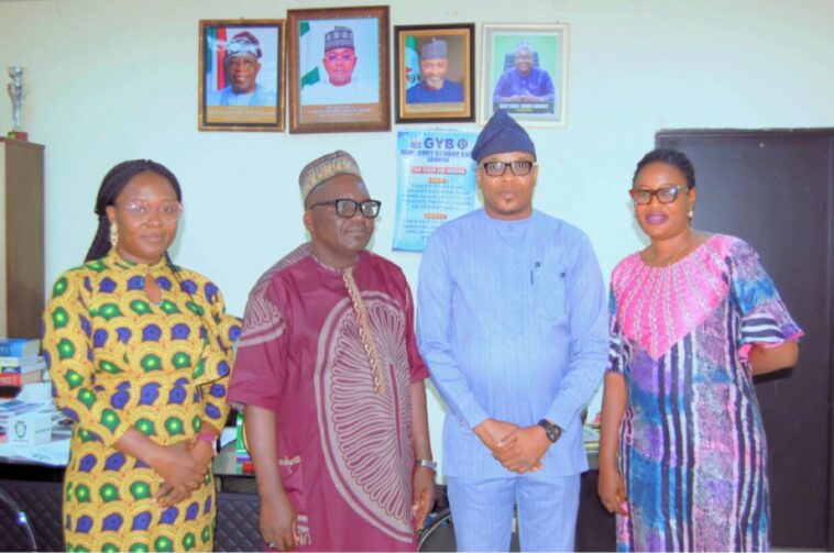 Tunde Olaogun donates JAMB forms