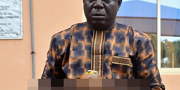 Broken image, no meaningful descriptions available.