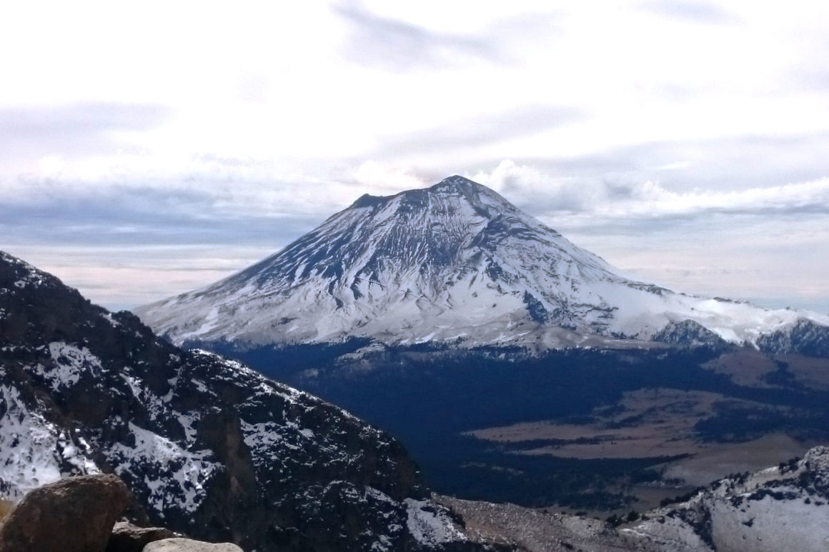 Popocatepetl desde Iztaccihuatl