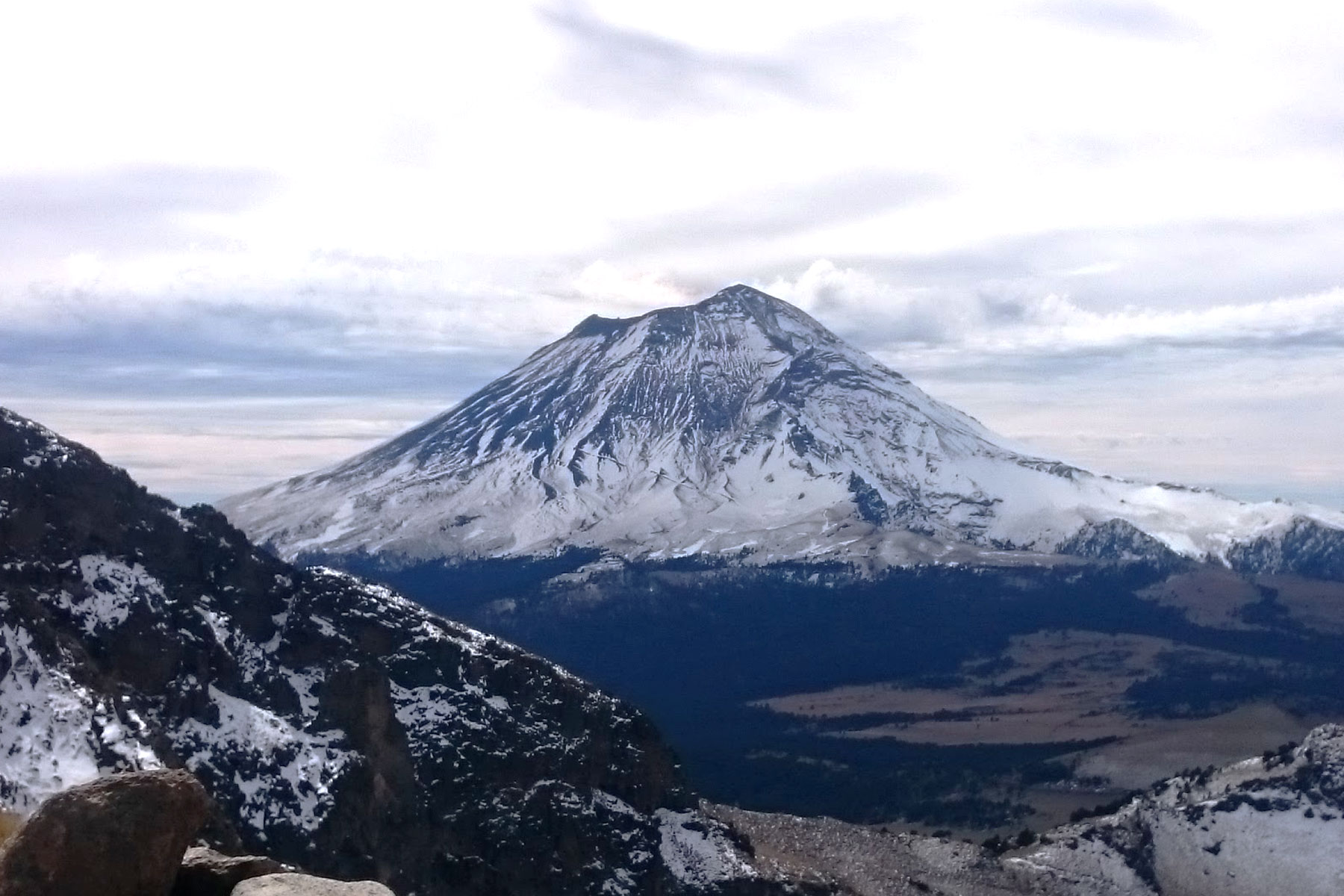 Popocatepetl desde Iztaccihuatl