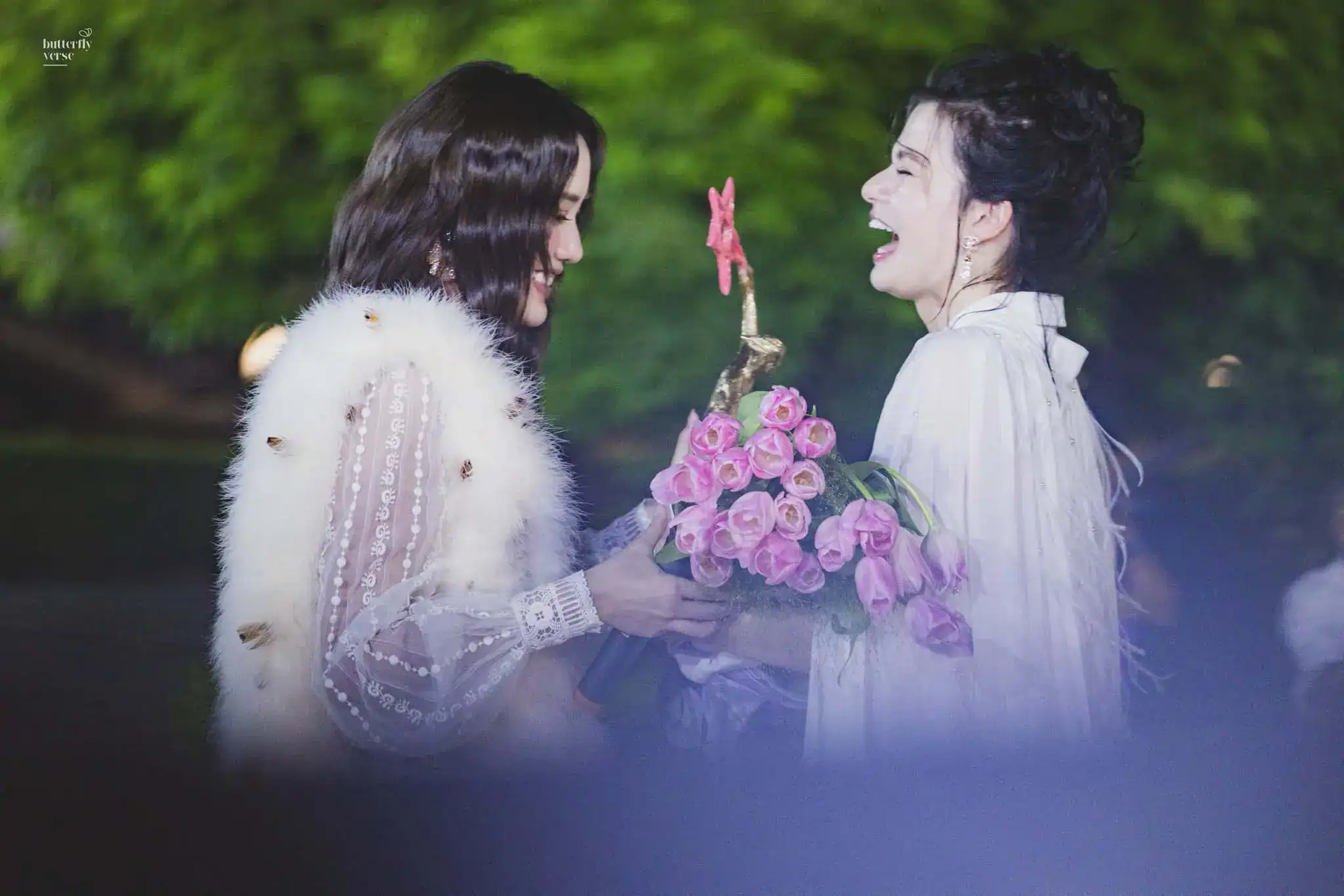 FreenBecky Duo 6 Becky Armstrong and Freesn Sarocha 2025 9Entertainment awards. Winner couple of the year, series of the year and more.