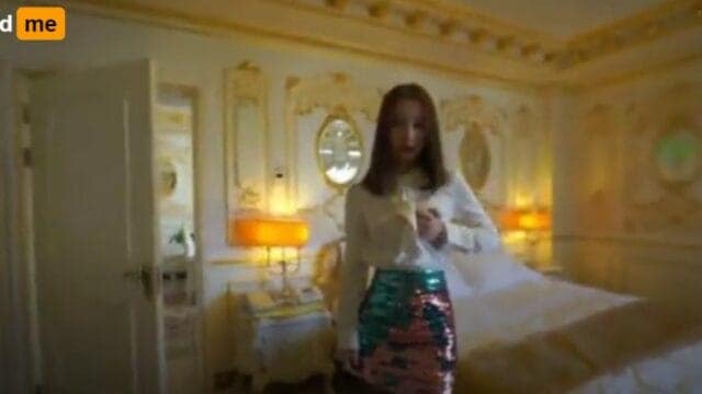wiwik janda muda mulus cantik anaknya lagi tidur dirumah lagi sepi