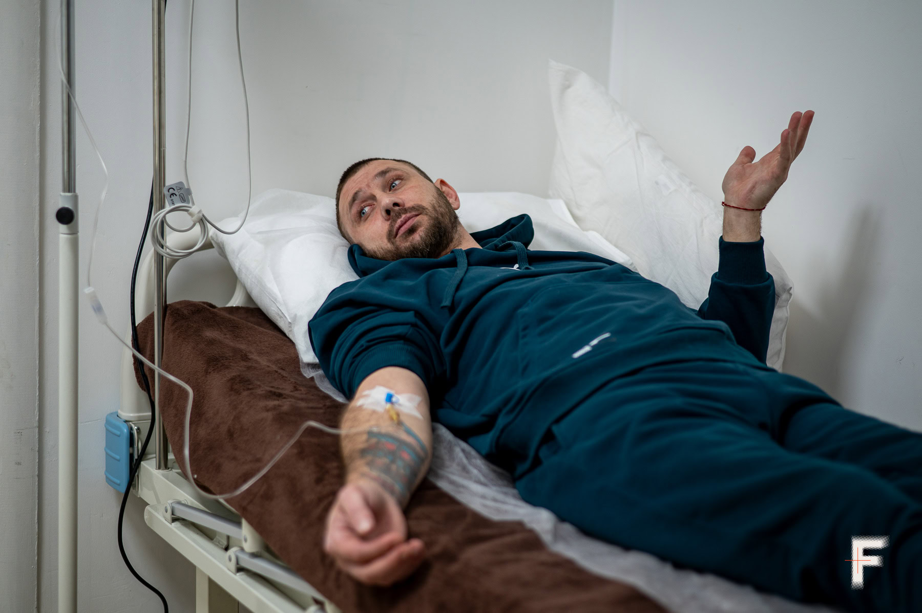 Артем під час процедури трансплантації стовбурових клітин, Ветерани з травмами
