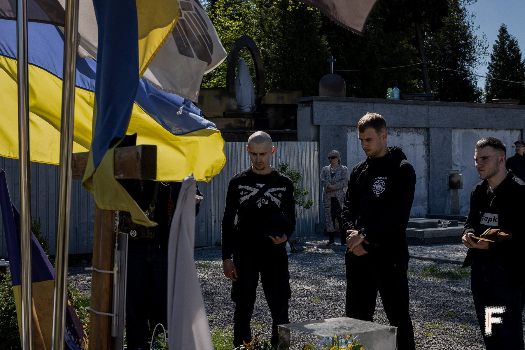 Патріотична молодь віддає шану полеглим воїнам, Дні пам’яті у Львові на Марсовому полі, 2025