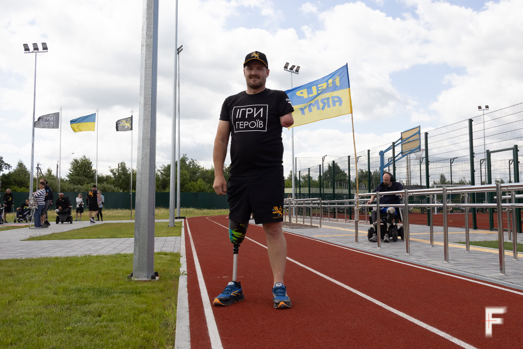 На фото Вадим Мазніченко, ветеран російсько-української війни, який внаслідок бойових дій втратив руку та ногу