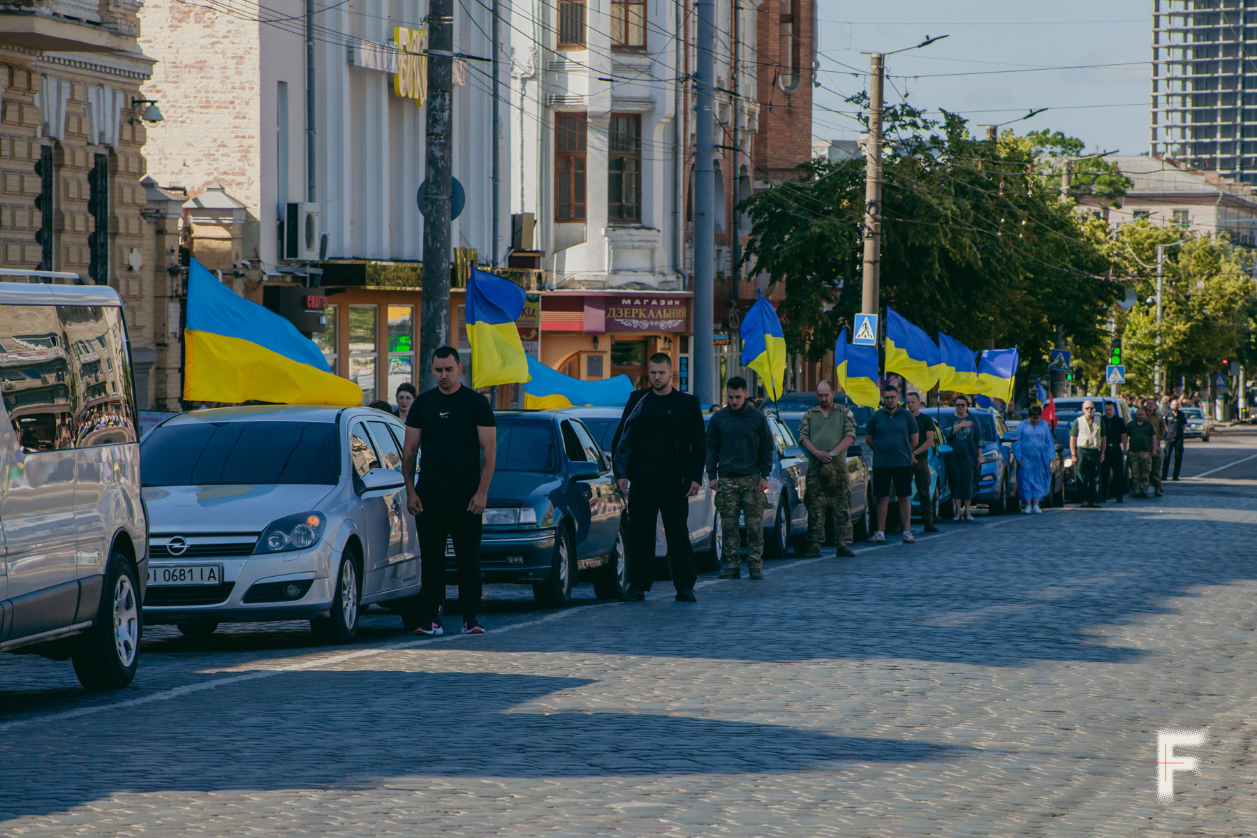 «Ми ставимо перед фактом»: Міська влада Кропивницького не може визначитися із тим як вшановувати полеглих захисників України