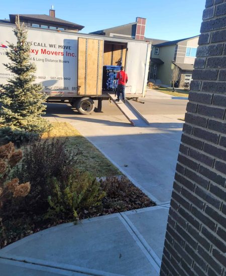 galaxy-movers-work-in-calgary