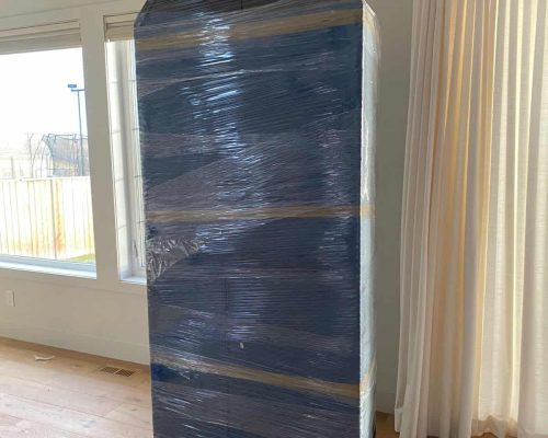 house-Calgary-galaxy-movers-work
