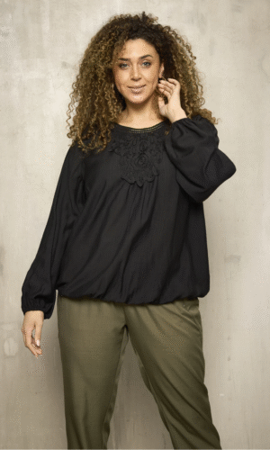 <zhenzi bluse med elastik i taljen