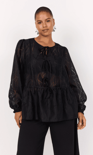 Wasabi bluse som er transperant