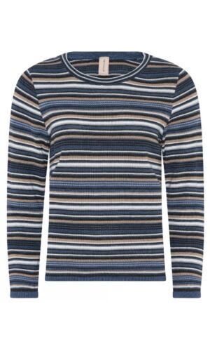 Skrovhuus strik med vandrette striber