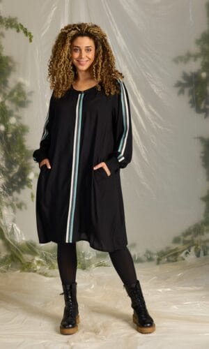 Zhenzi kjole der er gennemknappet