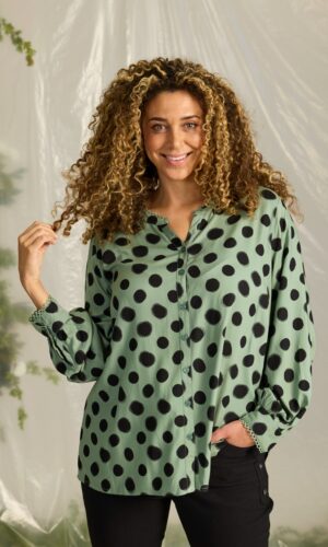 Zhenzi bluse der er gennem knappet