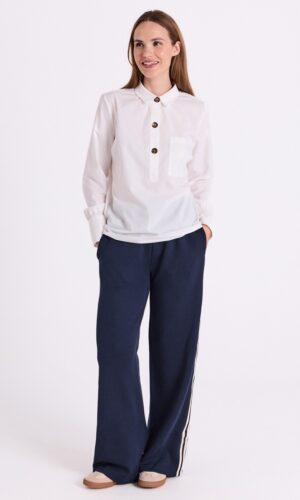 Freequent skjorte med 3 store knapper