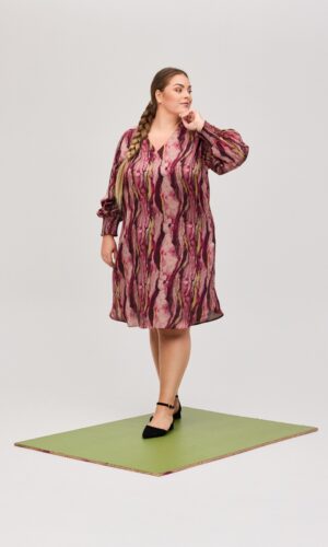 No1 By Ox kjole med v-hals