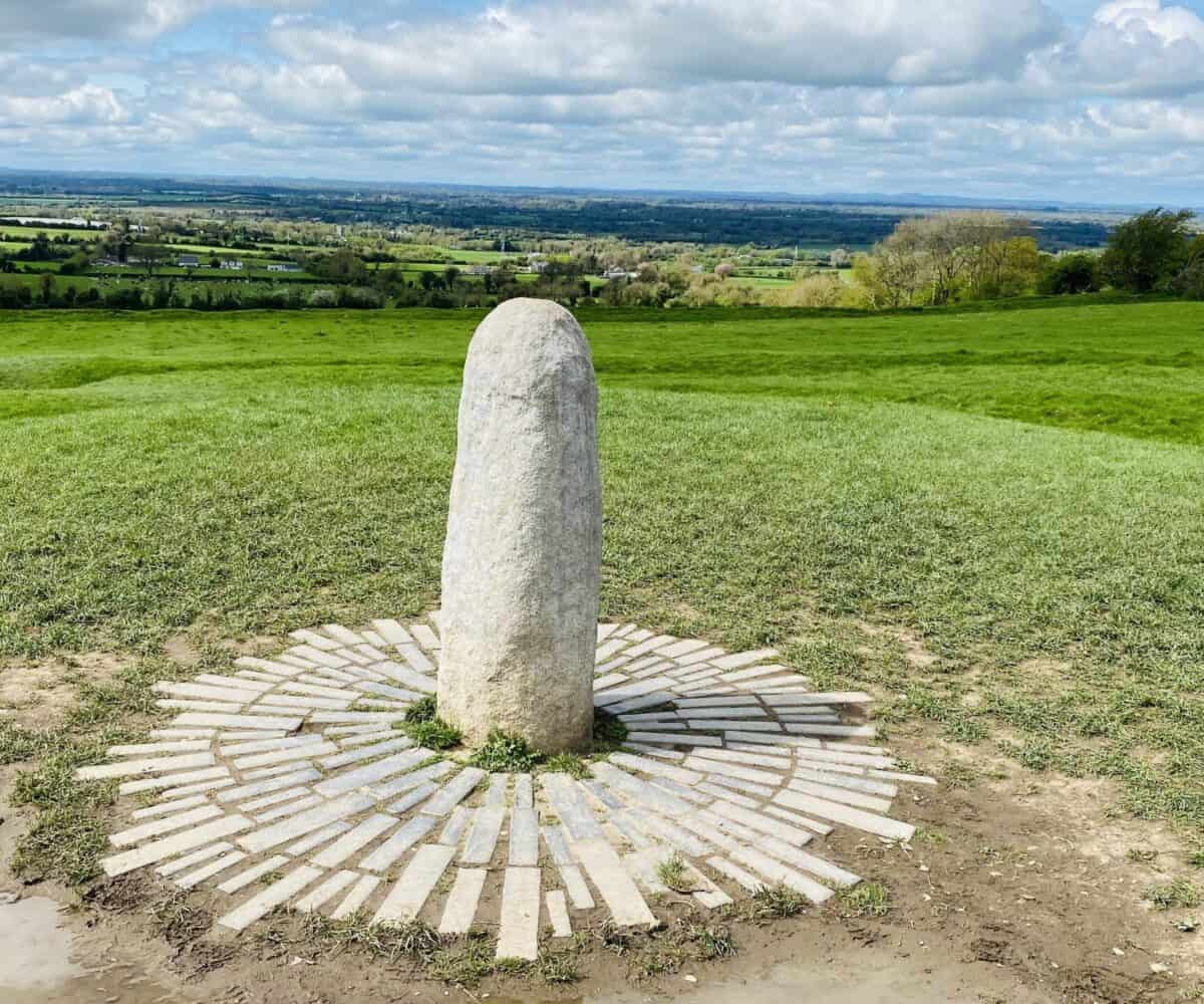Private Day Tour. ancient artefact stone of destiny lia fail iconic monument landmark