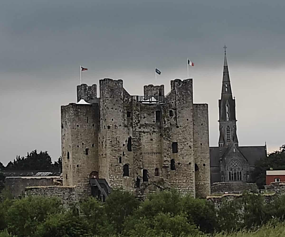Private Day Tour. panoramic view of Trim castle and St Mary's church anglo-norman Ireland