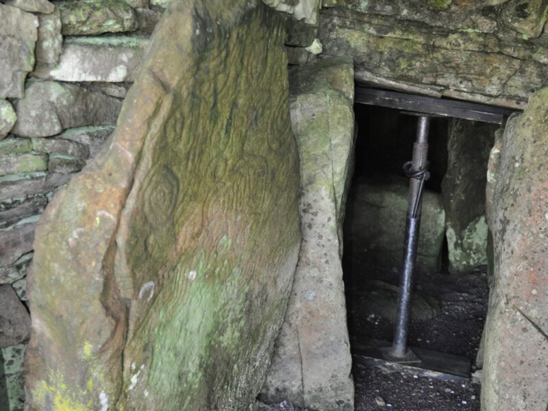loughcrew cairns middle kingdom of ireland, private day tour from Dublin
