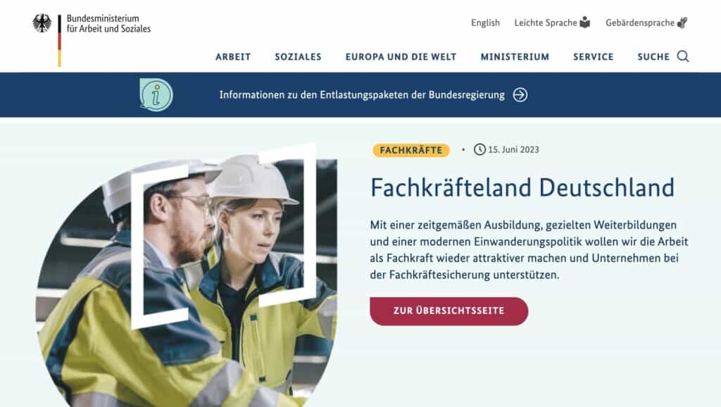 Der obere Teil der Startseite der Bundesagentur für Arbeit und Soziales als Beispielbild für eine barrierefreie Webseite