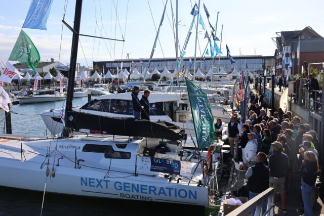 Class40 von Next Generation Boating am Steg beim ancora Yachtfestival