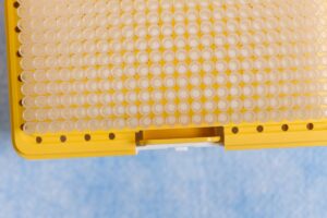 Genomind PGx lab sample array tray for genes