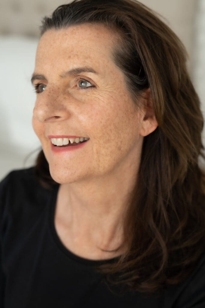 Georgie-Greene-Photographer-Self-Portrait-Sydney-NSW – Professional Photographer Sydney Georgie Greene Photographer who shoots corporate headshots personal branding dating photos and food photography