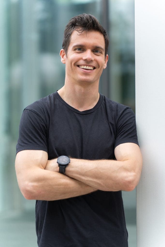 Dating-Profile-Photoshoot-Sydney – Professional Photographer Sydney Ext: Young man wearing a black top having a dating profile photoshoot with professional photographer Georgie Greene in Sydney NSW